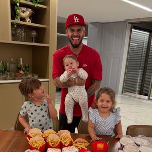 Este é um dos últimos cliques de Zé Felipe em suas redes sociais, e o seu antes e depois é notório