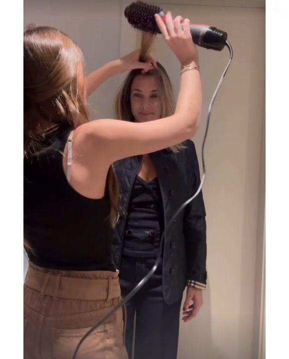 Rafa Justus usou escova modeladora para fazer o cabelo da mãe, Ticiane Pinheiro