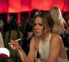 Na série, Kristen Bell e Adam Brody interpretam dois personagens completamente diferentes: Joanne, uma apresentadora de podcast agnóstica e franca, e Noah, um rabino com uma visão de mundo nada convencional.