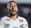 Neymar teria que pagar R$ 16 milhões de multa, mas conseguiu anular a sentença na Justiça
