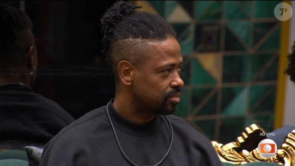 Leandro 'Boneco' teve ser o 15º eliminado do 'BBB 26', que forma novo Paredão na noite de 12 de abril de 2026