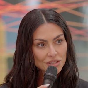 Cleo Pires contou que, quando solteira, sentia que muitas mulheres a tratavam mal