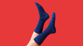 Tá solteira? Essa é a meia que vai te ajudar a sair da seca de um jeito mais fácil que qualquer bloco de Carnaval