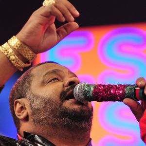 Arlindo Cruz cantou músicas para novelas da Globo: 'Meu ugar, 'em 'Avenida Brasil', foi um sucesso no ano de 2012