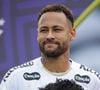 Neymar, aos 34 anos, recorre ao XERF para 'combater a flacidez, estimular a produção de colágeno e melhorar o contorno da pele', diz dermatologista