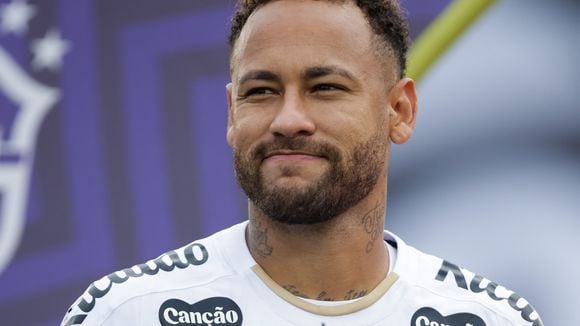 Neymar, aos 34 anos, aposta na longevidade da pele: jogador recorre ao XERF, procedimento tecnológico coreano, para 'combater a flacidez, estimular a produção de colágeno e melhorar o contorno da pele', diz dermatologista