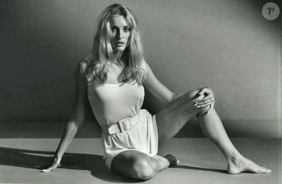 Vítima mais famosa dos crimes de Charles Manson, Sharon Tate compartilha uma coincidência temporal com Ted Bundy, um dos serial killers mais violentos da história dos Estados Unidos