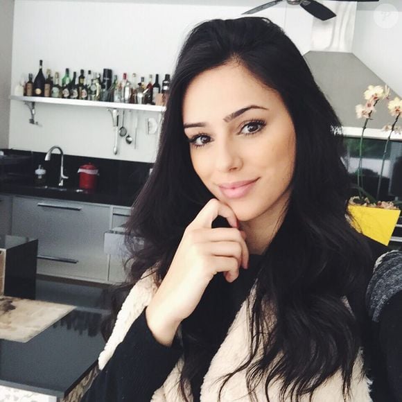 Antes da fama, Bruna Biancardi tinha rosto diferente por conta da sobrancelha mais afinada