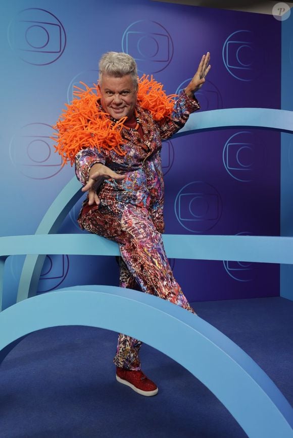 Comentarista de carnaval, Milton Cunha é formado em Letras