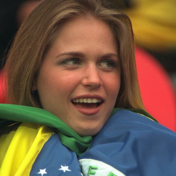 Susana Werner desmentiu o affair. ‘Só mostraram o Bial e eu, mas do outro lado estavam a mulher e o filho dele’, disse ela para a Folha de São Paulo