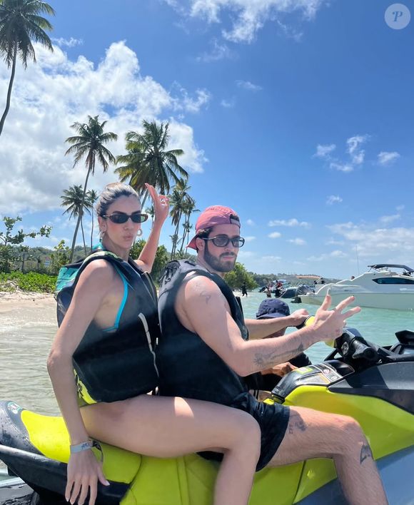 Maisa compartilha foto de João Guilherme e Bianca Brandão surgem juntos em viagem pelo litoral pernambucano e reforçam que a relação entre eles é apenas de amizade.