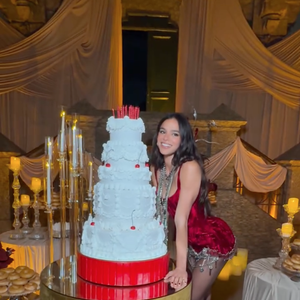 Bruna Marquezine comemorou seu aniversário de 30 anos com uma festa na Ilha Fiscal na última sexta-feira (15)