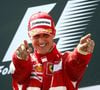 Família mantém absoluto sigilo sobre o estado de saúde de Schumacher. Viagem por motivo familiar reacende especulações sobre sua condição.