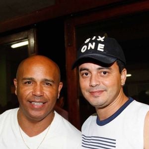 Cantor Rick contraiu dívida e teve bens de sua mansão milionária leiloados