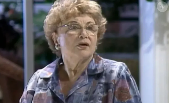 Dona Maroca (Yara Cortes) morre no último capítulo da novela A Viagem