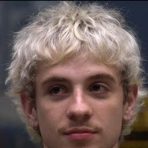 Juliano Floss não deve sair do 'BBB 26' nesta terça-feira (14), de acordo com a enquete UOL atualizada após Sincerinho