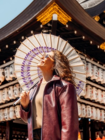 Encontrei na Bershka o suéter com estilo japonês que está fazendo sucesso na Primavera: fica elegante com jeans, saias e calças sociais