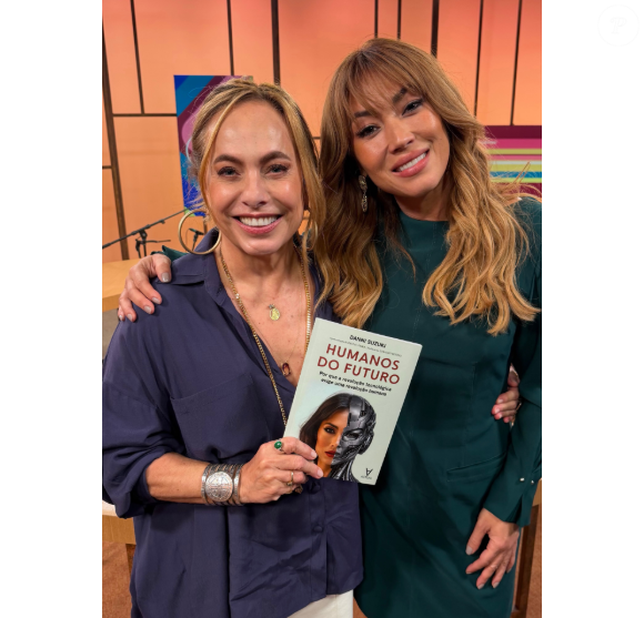 Em conversa com Cissa Guimarães, Danni Suzuki explicou que o perseguidor utilizava diferentes perfis falsos para tentar entrar em contato com ela. Com o passar do tempo, porém, a situação foi ficando cada vez mais preocupante e ultrapassou os limites de mensagens insistentes.