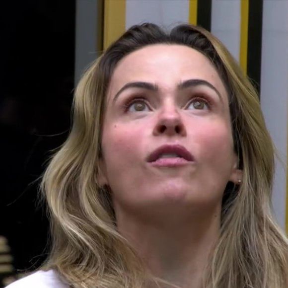 Ana Paula Renault se emociona ao virar Líder pela primeira vez no 'BBB'