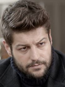 Perto de tragédia, Sinan tem duas visões de apavorar ao encontrar cativeiro de Zeynep, na novela 'Mãe', resumo do capítulo desta sexta-feira (06/02)