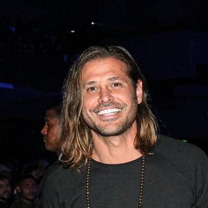 Em entrevista recente à 'Veja', Dado Dolabella comenta que já deixou os entorpecentes de lado há 15 anos.