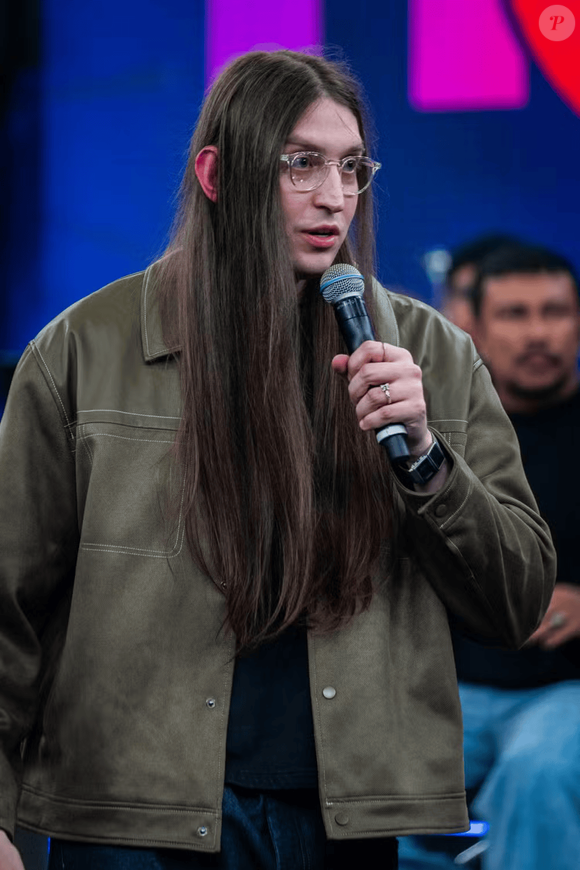 Felca celebra impacto de vídeo que levou debate sobre pedofilia online para o horário nobre da TV