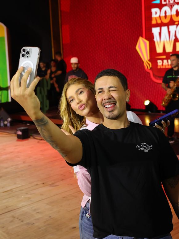 Virginia Fonseca marcou presença no último final de semana em um evento do influenciador Carlinhos Maia.