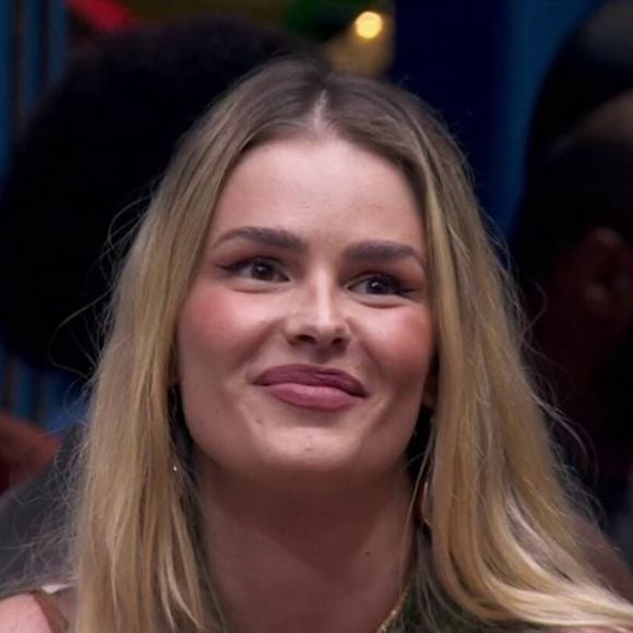 Yasmin Brunet voltou a ser assunto após a web resgatar vídeo do BBB 24 em que a modelo fala com Wanessa Camargo sobre seu misterioso 'fantasma'
