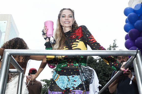 A ex-BBB Marcela Mc Gowan na 29ª Parada LGBT+