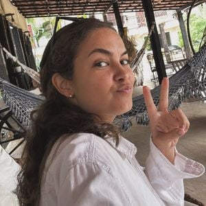 Internautas acusaram Pérola Faria de querer aparecer diante da morte de Lua Blanco