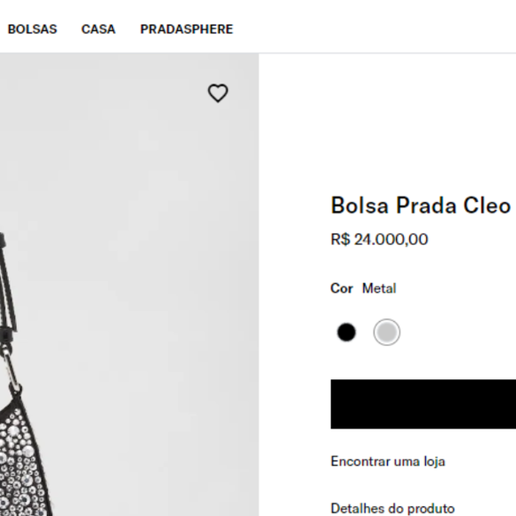 Rafaella Justus estava com uma bolsa da Prada. O modelo Cleo é feito em cetim e decorado com cristais luminosos, além de alças ajustáveis e peças em metal