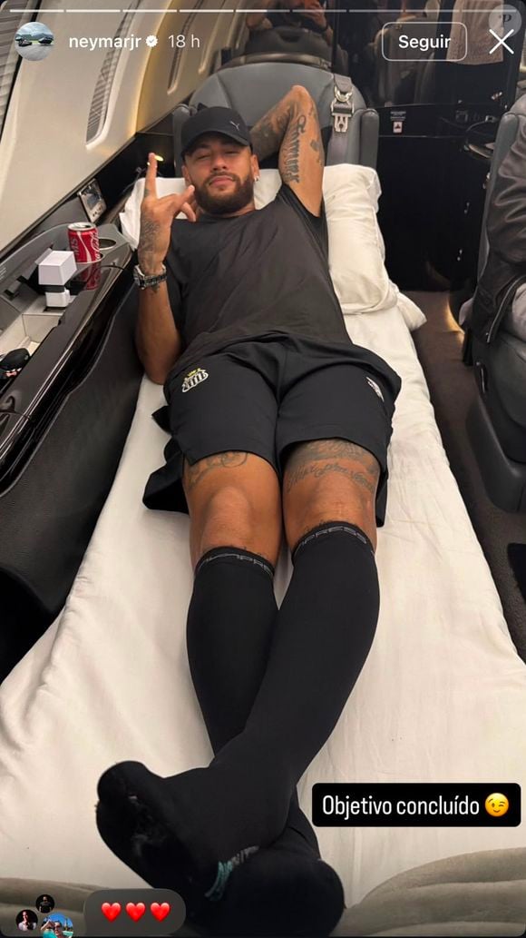 Antes disso, ao retornar para casa após a classificação, o atleta já havia publicado uma foto relaxando em seu avião particular com a legenda: 'Objetivo concluído', acompanhada de um emoji de piscadinha