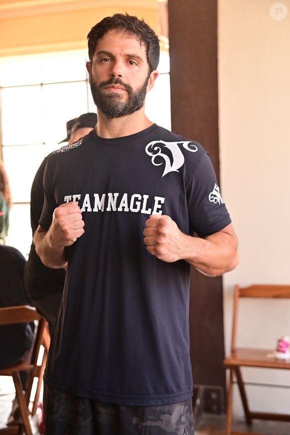 Neste sábado (17), Popó enfrenta Duda Nagle em uma luta que promete dar o que falar