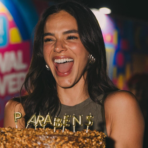 É HOJE! Bufê do show de Lady Gaga, Zeca Pagodinho e mais: tudo o que se sabe da festa de 30 anos de Bruna Marquezine na Ilha Fiscal