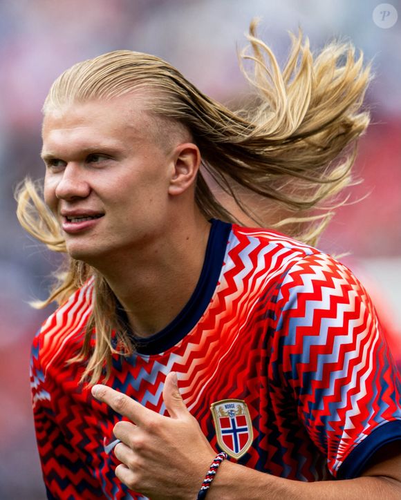 Haaland teria no cabelo a força para suas conquistas no futebol