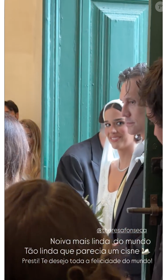 A atriz Theresa Fonseca, da novela 'A Nobreza do Amor', se casou neste sábado (15) com o diretor teuto-brasileiro Gustav von Fürstenberg