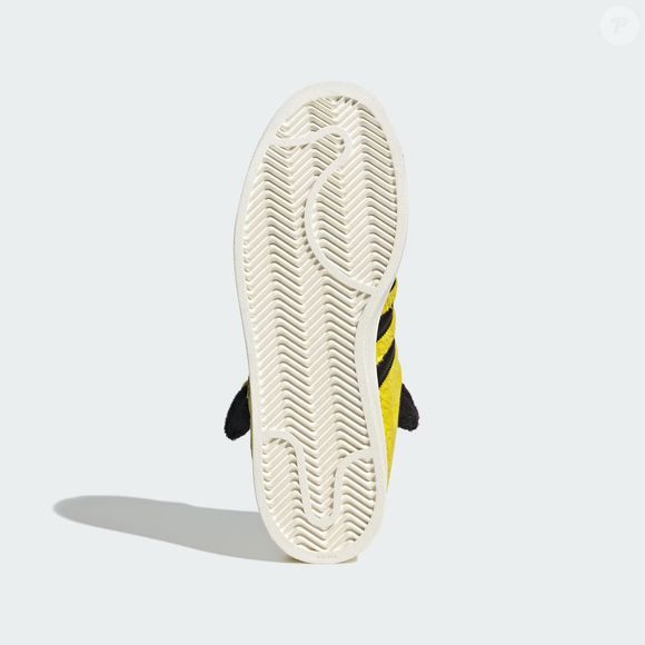 Para quem cresceu com Pokémon nos anos 90, o Tênis adidas Pokémon SUPERSTAR II reúne elementos do personagem em um calçado que incorpora a nostalgia da franquia ao visual