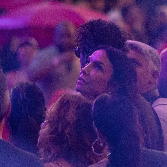 Ivete Sangalo ainda não comentou sobre o relacionamento e tem preferido viver a vida mais discretamente