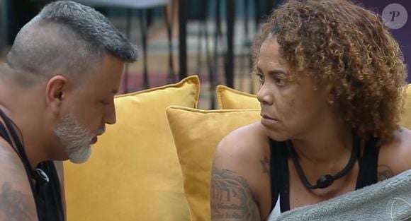 8ª DR do 'Power Couple Brasil 2025': enquete Uol mostra os 3 casais embalados, mas Silvia Regina Alves e André Barcellos estavam em 3º lugar para ficarem no reality em parcial da enquete Uol do 12h