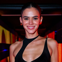 Esse conjunto com sutiã e legging de Bruna Marquezine é tão estiloso e confortável que você vai querer usar além do treino