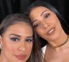 Vale lembrar que, em agosto de 2022, o cenário musical brasileiro foi surpreendido pelo anúncio do fim da dupla sertaneja Simone & Simaria