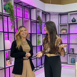 Namorada de Dudu Camargo, Suyane Pessoa elege alfaiataria para apresentar programa na TV