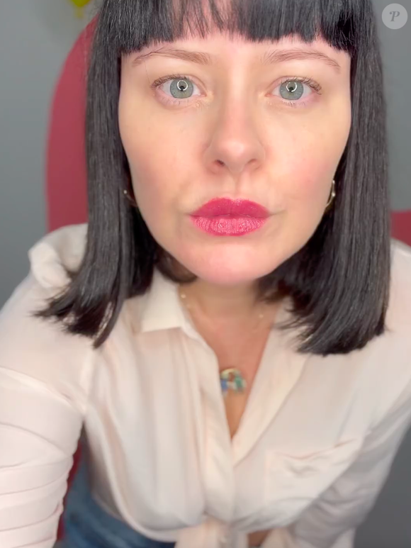 Mari Bridi tem ganhado muitos elogios por sua beleza mesmo com o visual completamente diferente