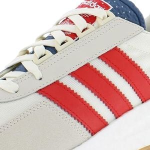 Modelo encontrado na Amazon e na A FEW STORE aparece indisponível, com valor convertido em cerca de R$ 787,83