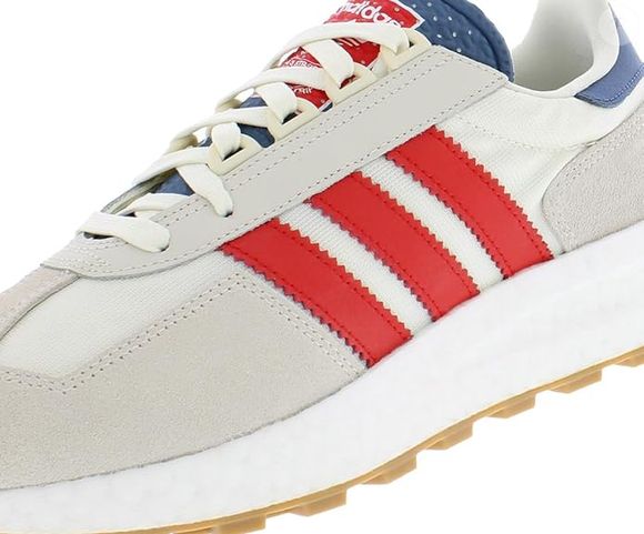 Modelo encontrado na Amazon e na A FEW STORE aparece indisponível, com valor convertido em cerca de R$ 787,83