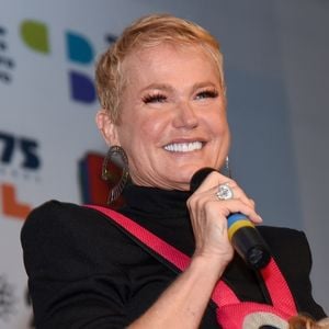 Fãs perguntam no Instagram se Xuxa Meneghel sabe da morte de Robson Barros