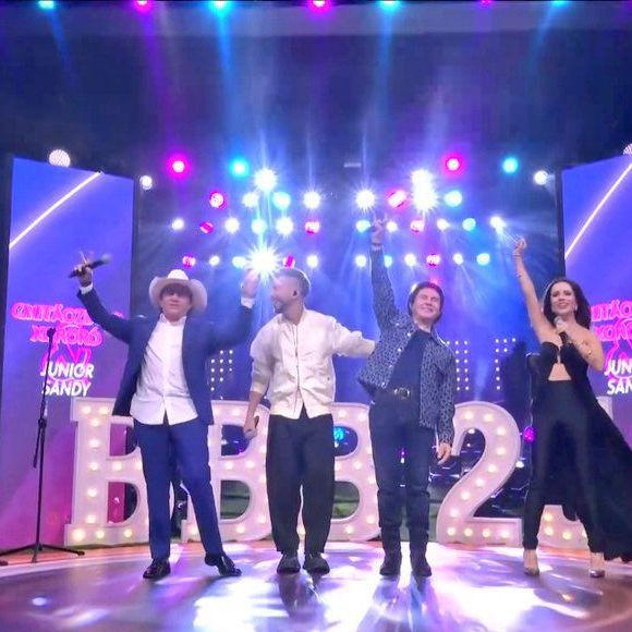 Festa na casa! Brothers celebram a chegada de Sandy, Junior, Chitãozinho e Xororó