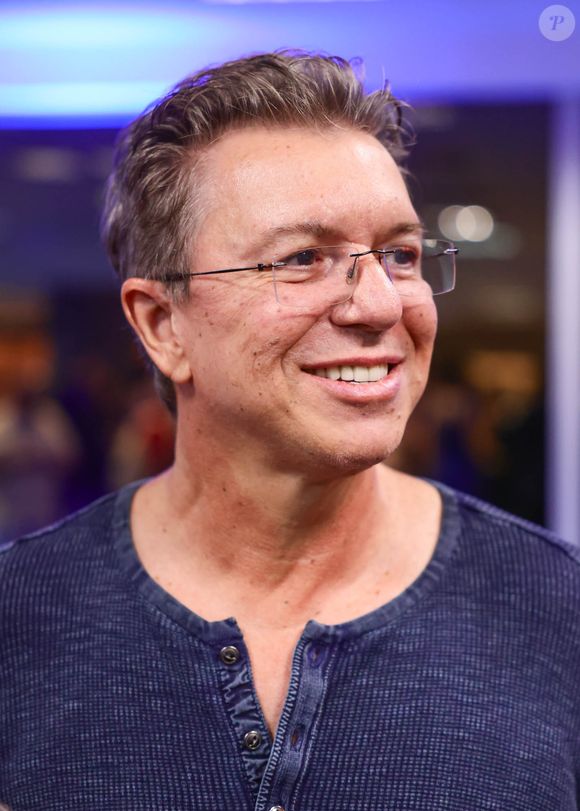 Boninho presta serviços ao SBT e celebra a boa repercussão do ‘The Voice Brasil’