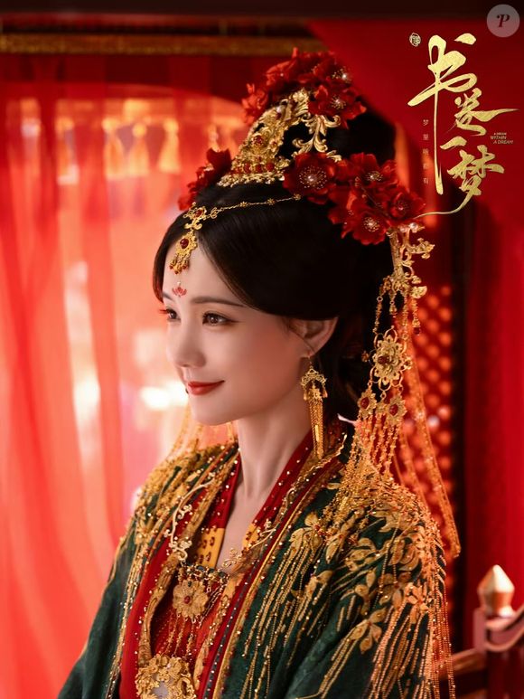 Dentro do seu próprio dorama, ela descobre que sua personagem está fadada a um destino trágico nas mãos de um vilão