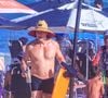 O corpo de Alexandre Nero de sunga chamou atenção